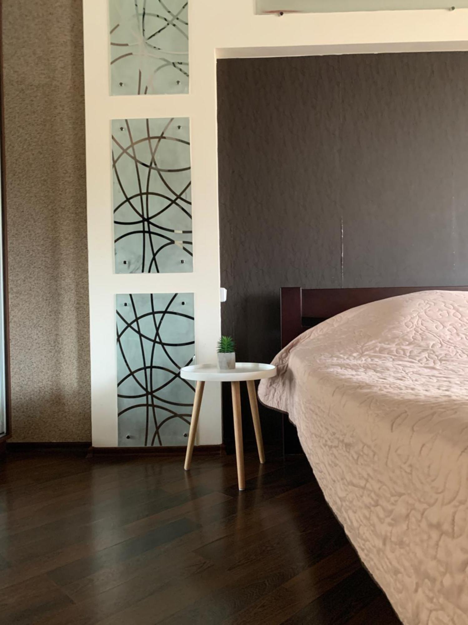Apartment In Kharkiv , Prospect Nauki 19A Luaran gambar